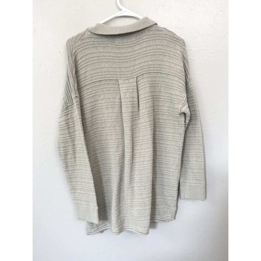 Free people beach cream oversized button up cardigan Sweater size medium Top - Picture 9 of 9